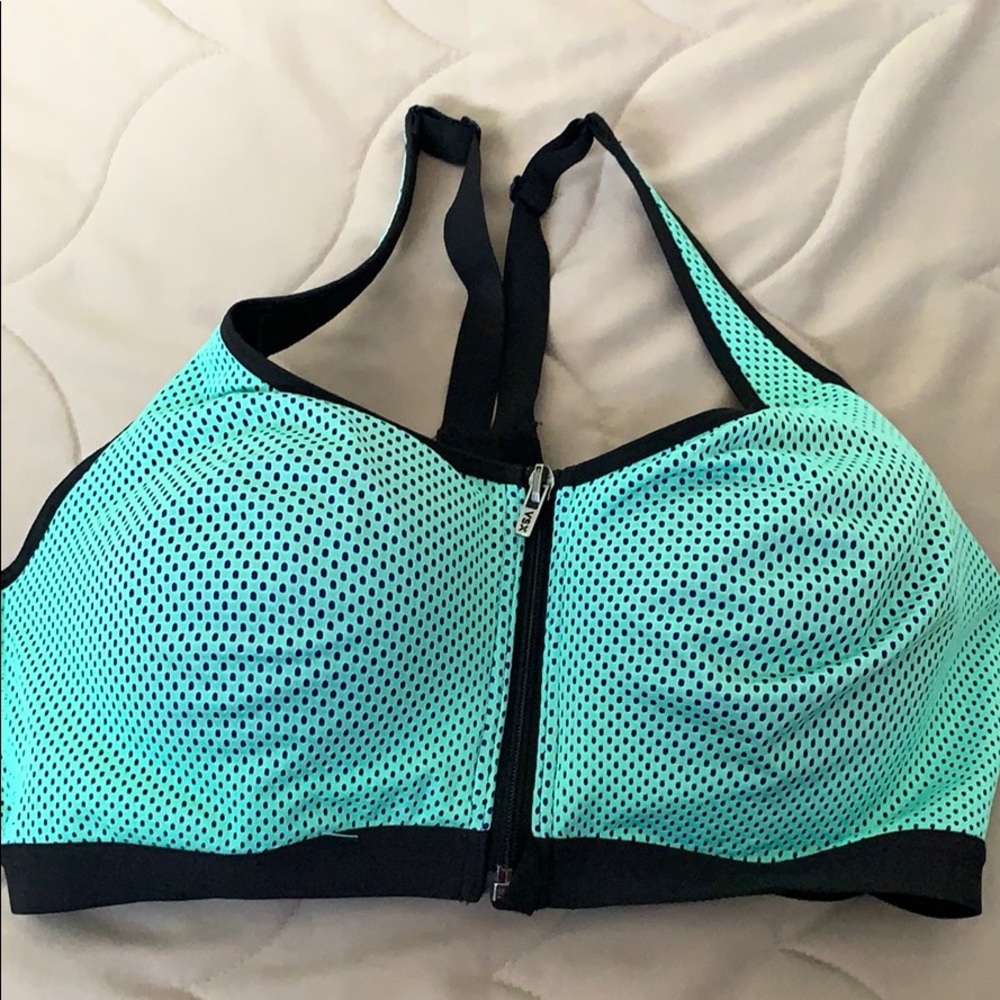 Victoria’s Secret VSX Sport Bra NWOT